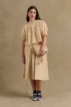Chemises Et Blouses|Balzac Blouse Amicie Broderie Anglaise Beige